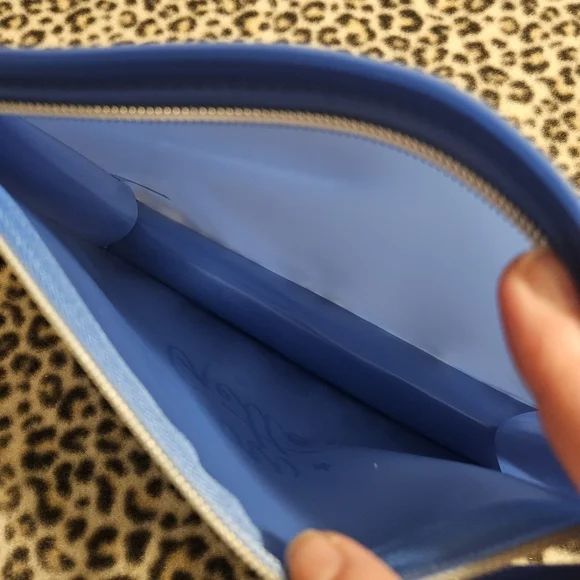 Glow Getter Blue Zippered Oversized Makeup Cosmetic Pouch Bag, 100% EVA, NWOT - Picture 3 of 8